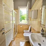 Forest Pool & Private Garden In Manerba Del Garda *