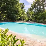 Forest Pool & Private Garden In Manerba Del Garda Polpenazze del Garda
